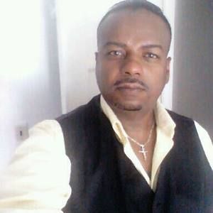 Meet your Posher, Luis